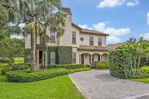 Rare Gem in an Unbeatable Location