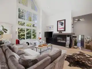 Modern Luxury Meets Mountain Living