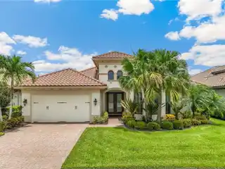 Comfort and Sophistication in Twin Eagles