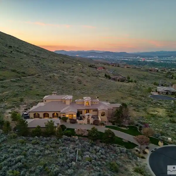 UNPARALLELED APPEAL IN ARROWCREEK