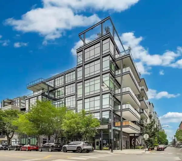 THOUGHTFULLY UPGRADED HALF-FLOOR HOME