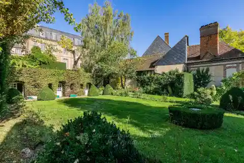 Magnificent Private Mansion