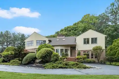 Elegant Home with Expansive Entertaining Spaces