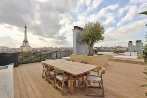 Exceptional Apartment with Expansive Terrace and Commanding View