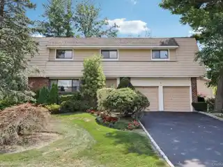 Anchorage Waterfront Colonial with Marina Access