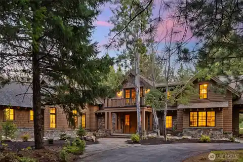 Elegant Home on the Tumble Creek Golf Course