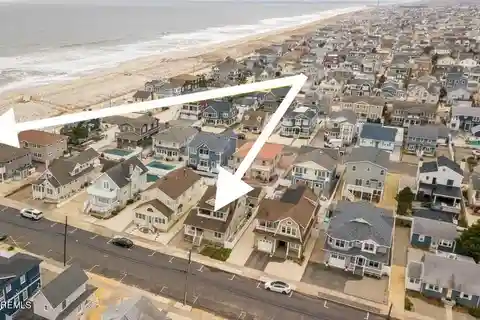 Beautifully Renovated Beach Home