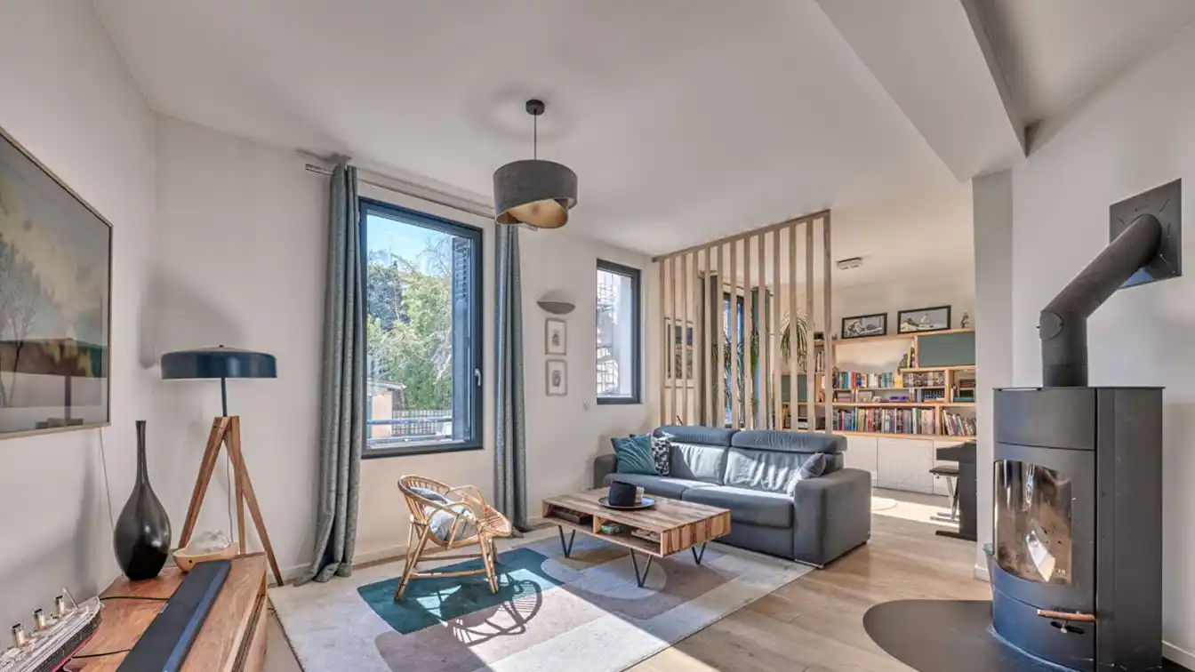Gorgeous House in the Eastern Part of Bas-montreuil