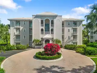 Beautifully Updated Condo