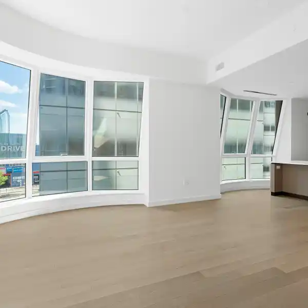 TRIPLE MINT CONDO AT LANTERN HOUSE
