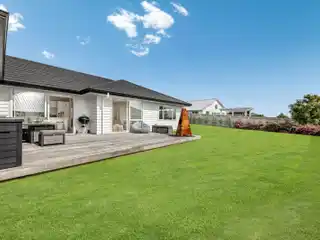 Genuine Single-Level Home with Additional Independent Home
