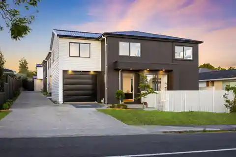 High-End Townhouse Living