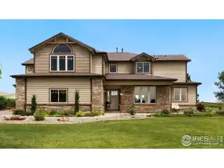 Beautiful Custom Home in Rainbow Lake Estates
