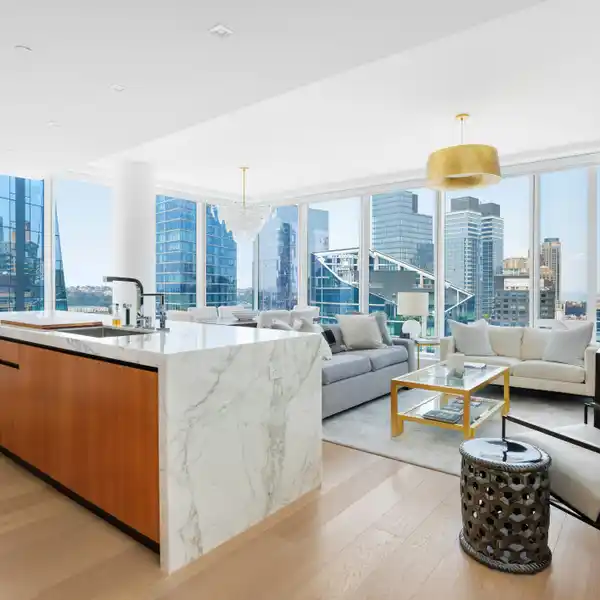 NEW CORNER HOME WITH PANORAMIC VIEWS