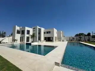 Refined Luxury in the Heart of Parissinos