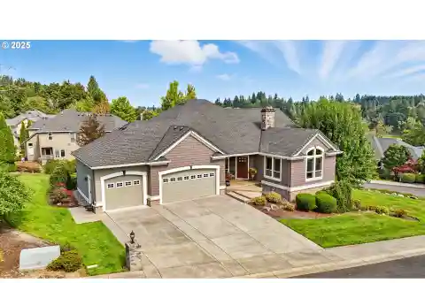 Timeless Elegance in This Traditional Home