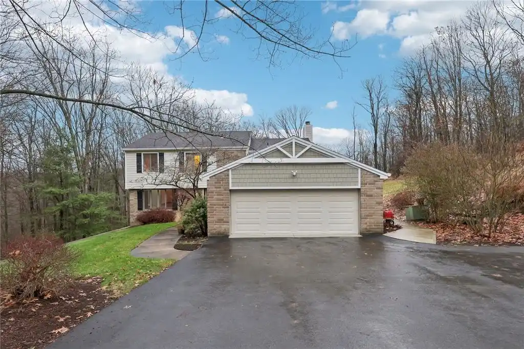 Spacious Home on 3.5 Secluded Acres