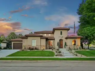 Refined Luxury Living in Eagle's Coveted Corrente Bello