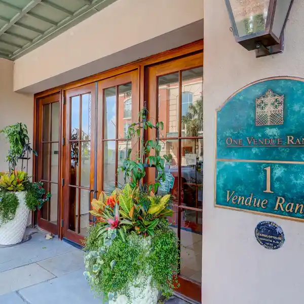 ELEGANT HISTORIC CHARLESTON CONDOMINIUM WITH HARBOR VIEWS