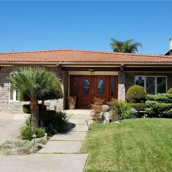MAGNIFICENT COMPLETELY REMODELED SINGLE-STORY HOME