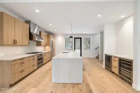 Refined End Unit with Stunning Views