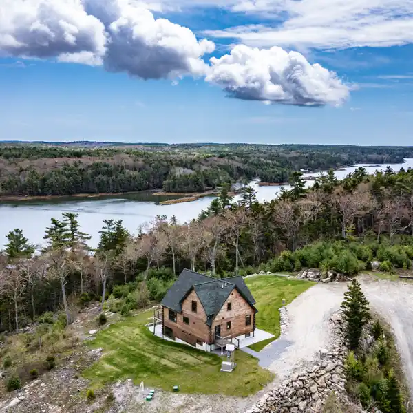 UNMATCHED PRIVACY OVERLOOKING MILL COVE