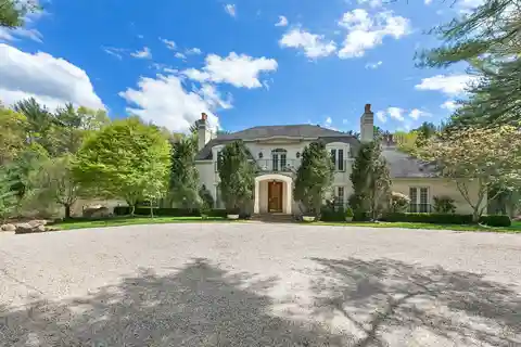 Fabulous European Villa for Rent