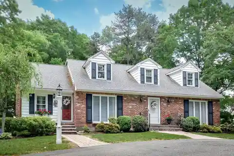 Charming Cape with Orchard Views and Serene Privacy