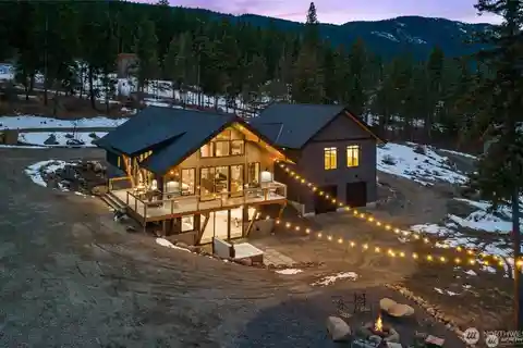 Gorgeous Rambler in Desirable Tillman Creek