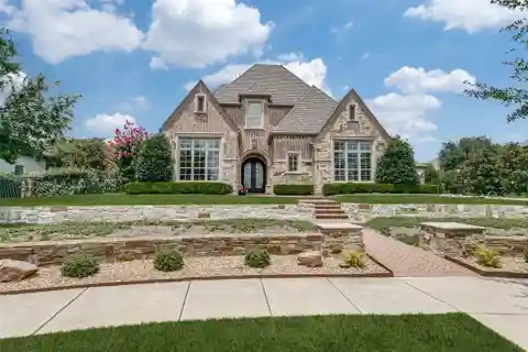 Luxury and Comfort in the Gated Estates of Craig Ranch
