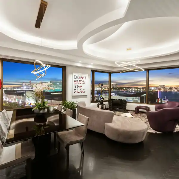 NEW YORK LIVING AT ITS FINEST