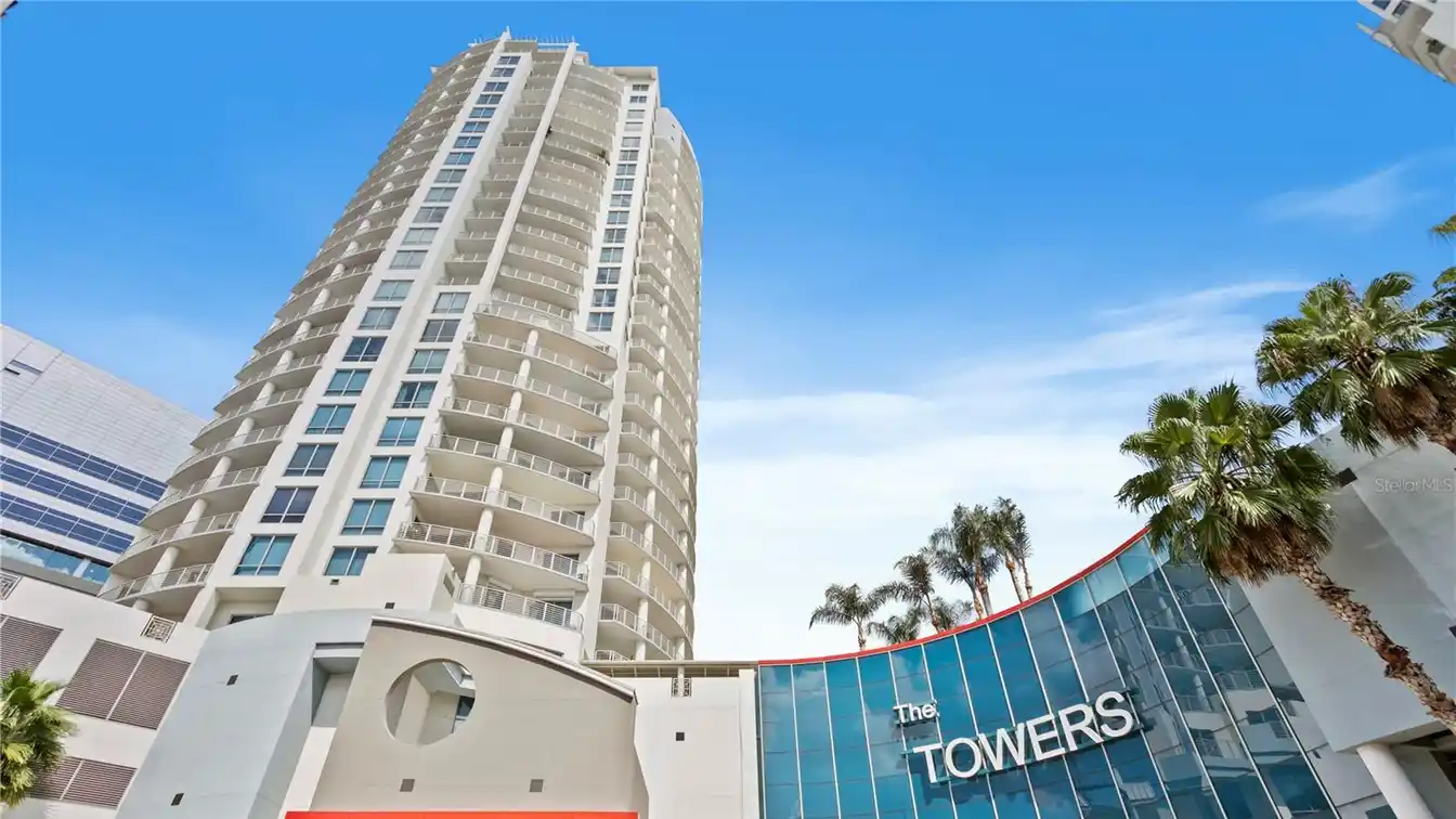 Exquisite Penthouse in the Towers of Channelside