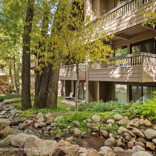 LUXURY AND COMFORT AT THE GRANT