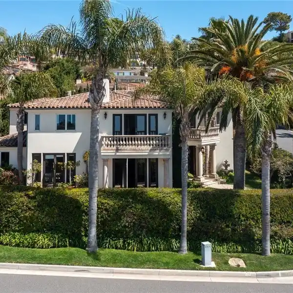 EXTRAORDINARY MEDITERRANEAN ESTATE