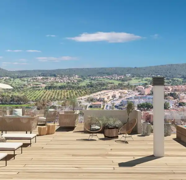 NEW LUXURY PENTHOUSE WITH SEA VIEWS