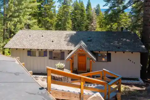 Timeless Cabin on the Coveted Lower Rubicon Loop