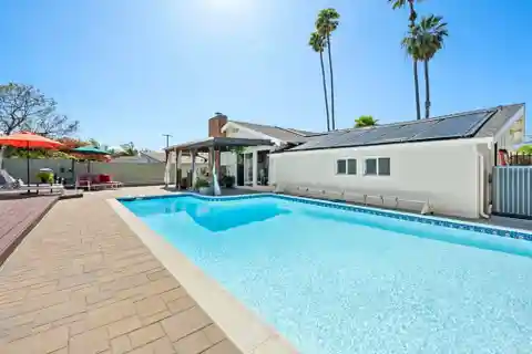Beautifully Updated Pool Home in Clairemont West