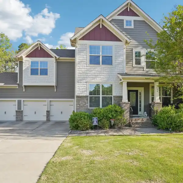 GORGEOUS HOME IN THE PRESTIGIOUS LAWSON COMMUNITY