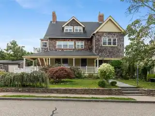 Classic New England Charm with Modern Amenities