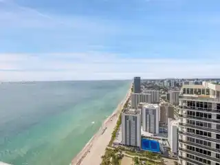Fully Renovated 47th-Floor Residence at the Beach Club