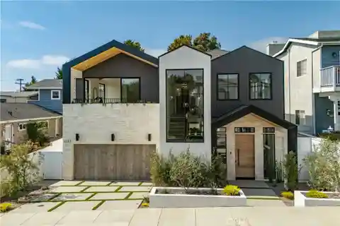 Scandinavian Elegance with Coastal California Ease