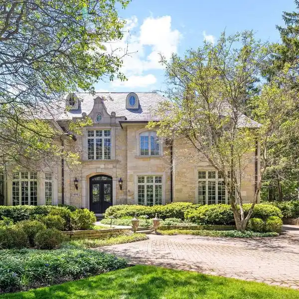 FRENCH-STYLE HOME BLENDING TIMELESS ELEGANCE WITH MODERN LUXURY