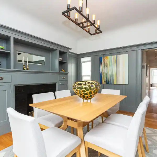 HOUSE-LIKE CONDOMINIUM IN THE HEART OF THE CITY