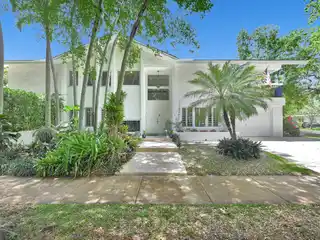 Beautifully Updated Mid-century Modern Home