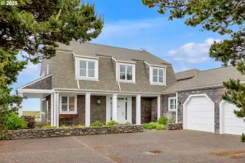 Elegant and Charming Oceanfront Property