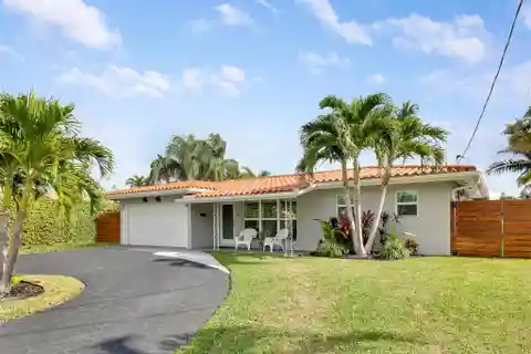 Exceptional Waterfront Retreat in Garden Isles