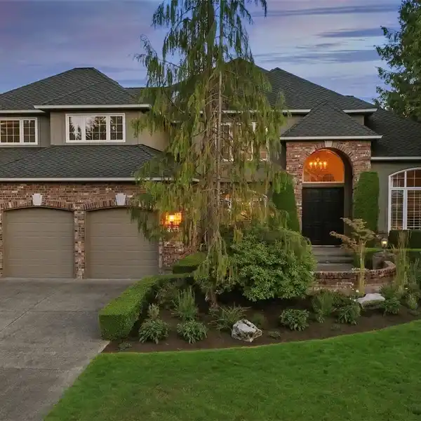 ELEGANCE AND PRIVACY ON THE PLATEAU CLUB GOLF COURSE