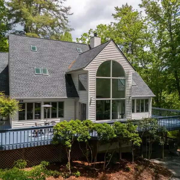 WHIMSICAL ELEGANCE MEETS SECLUDED SERENITY