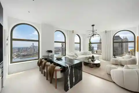 Oversized Corner One Bedroom High-floor Residence
