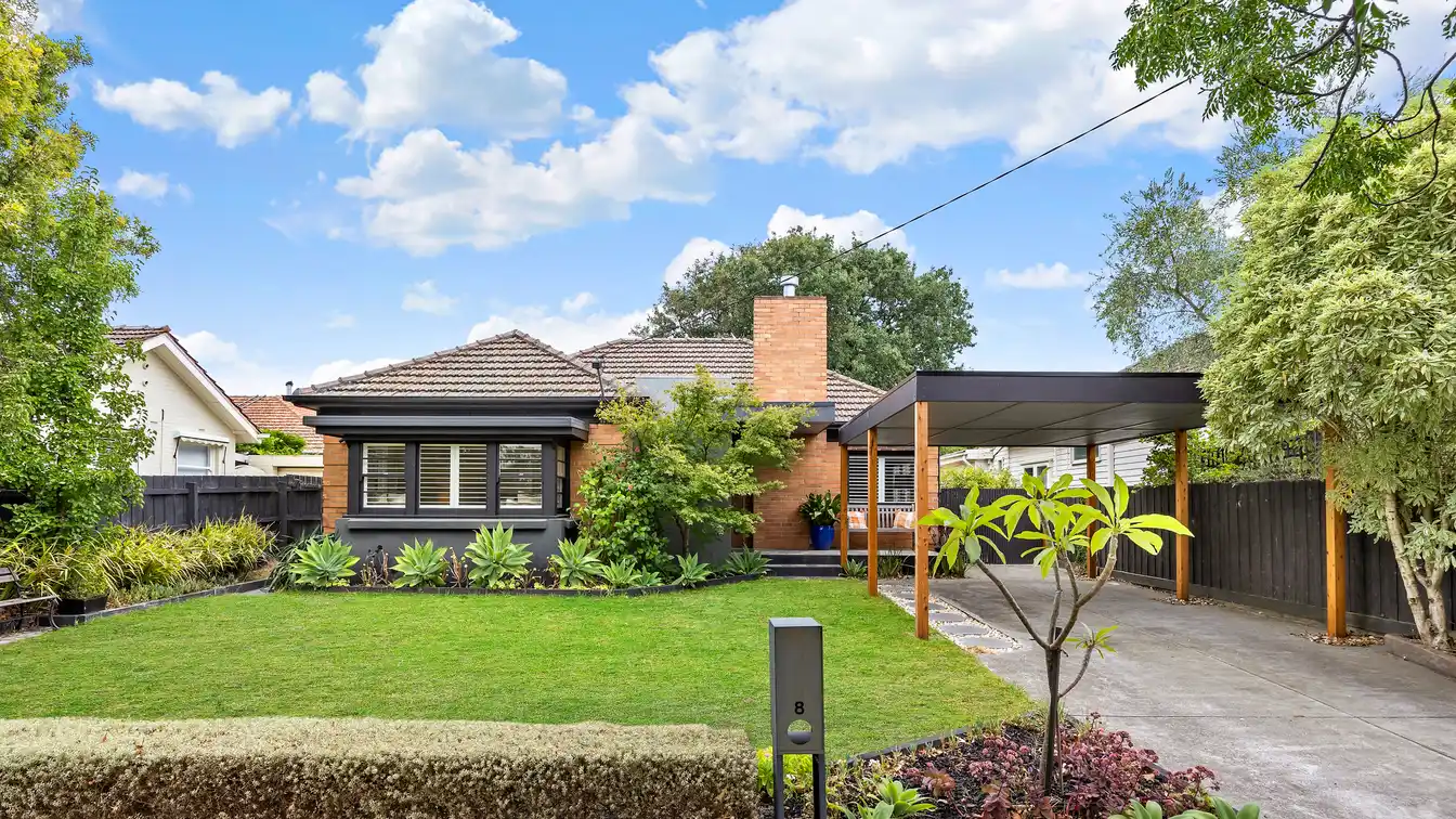 Stunning Architecturally Significant Home in Sandringham